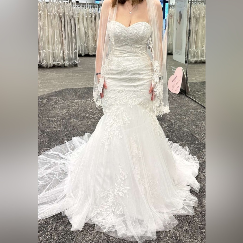 Size 4 Mermaid Style Wedding Dress